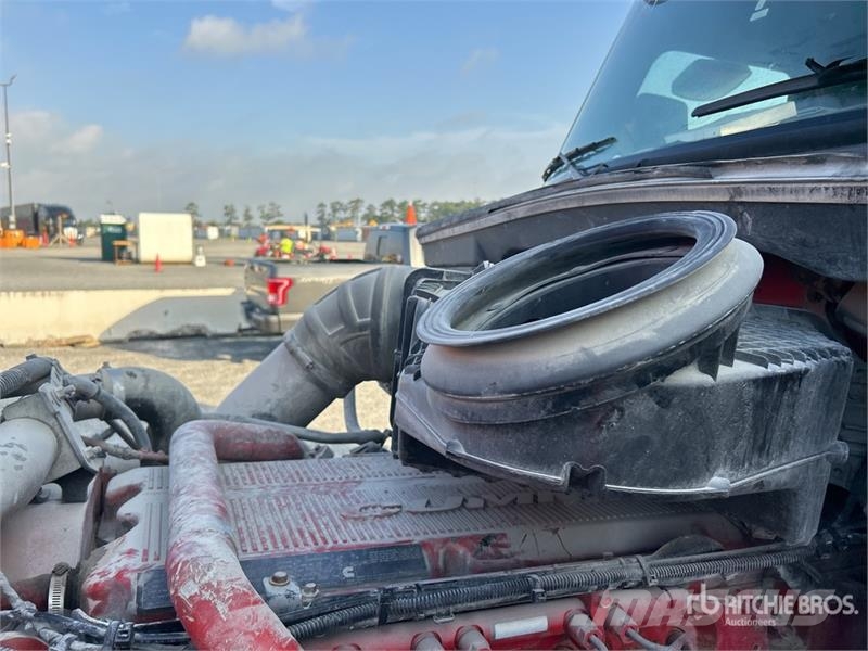 Peterbilt 579 وحدات الجر