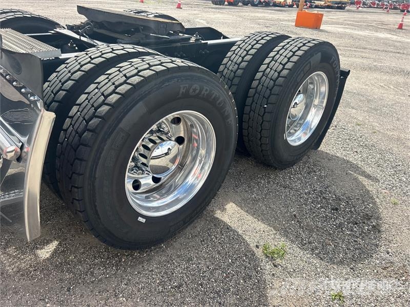 Peterbilt 579 Autotractoare