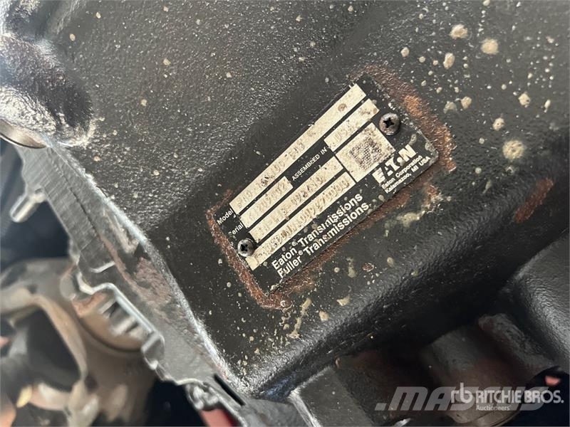 Peterbilt 579 中古トラクターヘッド | トレーラーヘッド
