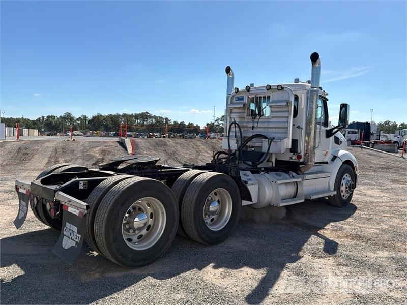 Peterbilt 579 Nyergesvontatók