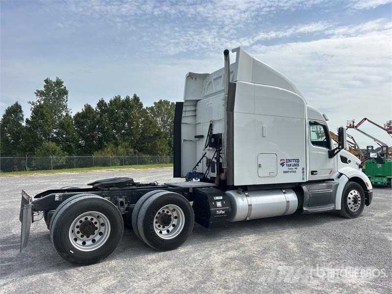 Peterbilt 579 Prime Movers