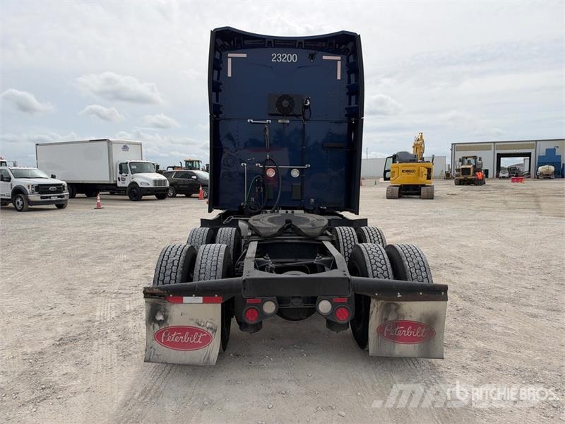Peterbilt 579 Cavalos mecânicos