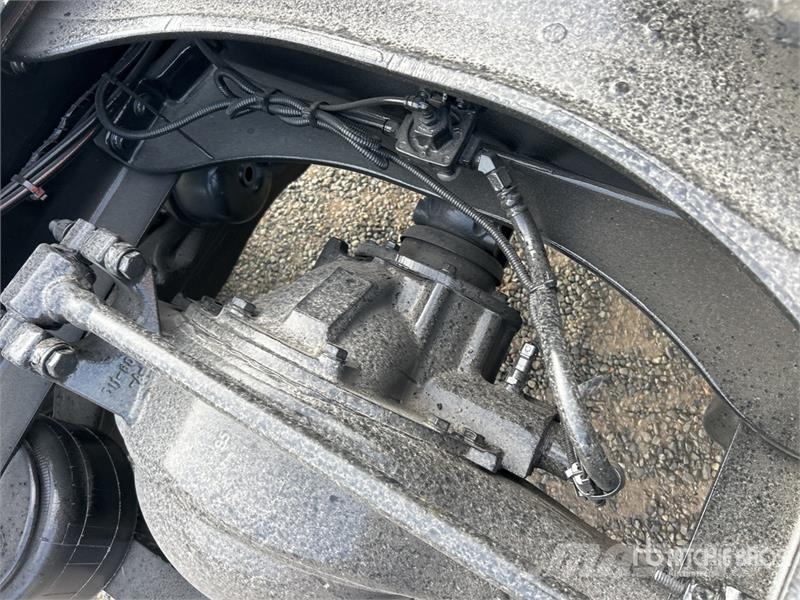 Peterbilt 579 中古トラクターヘッド | トレーラーヘッド