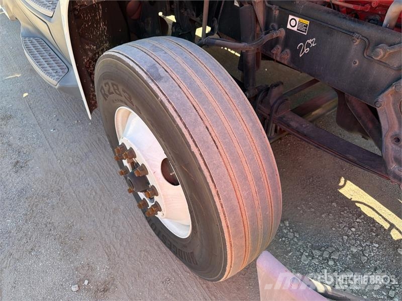 Peterbilt 579 Vilcēji