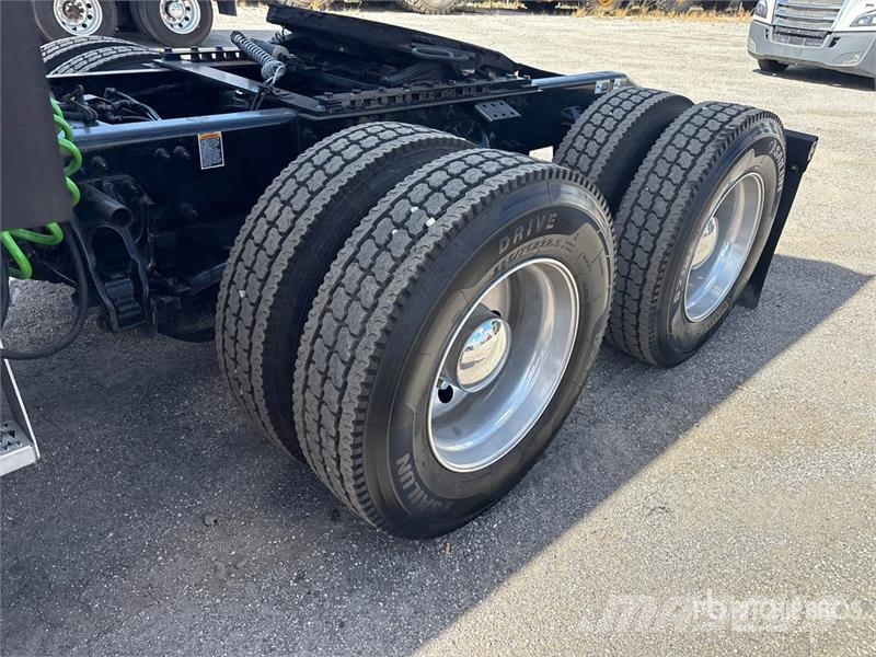 Peterbilt 579 Trekkvogner