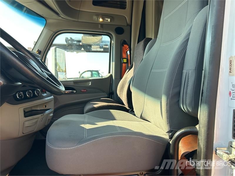 Peterbilt 579 Trekkers