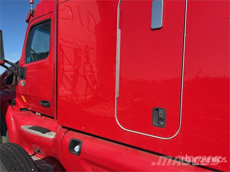 Peterbilt 579 Trekkers