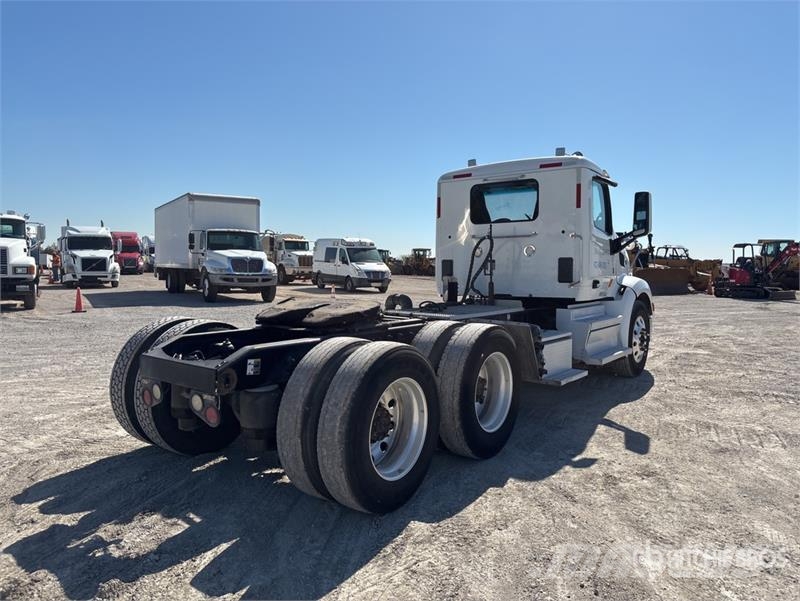 Peterbilt 579 Vetopöytäautot