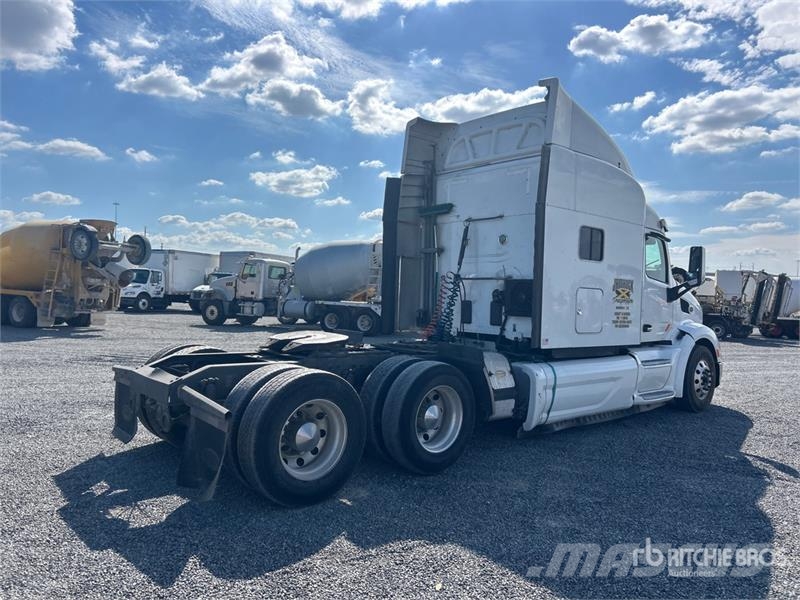 Peterbilt 579 曳引機組件