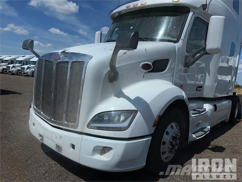 Peterbilt 579 Vetopöytäautot