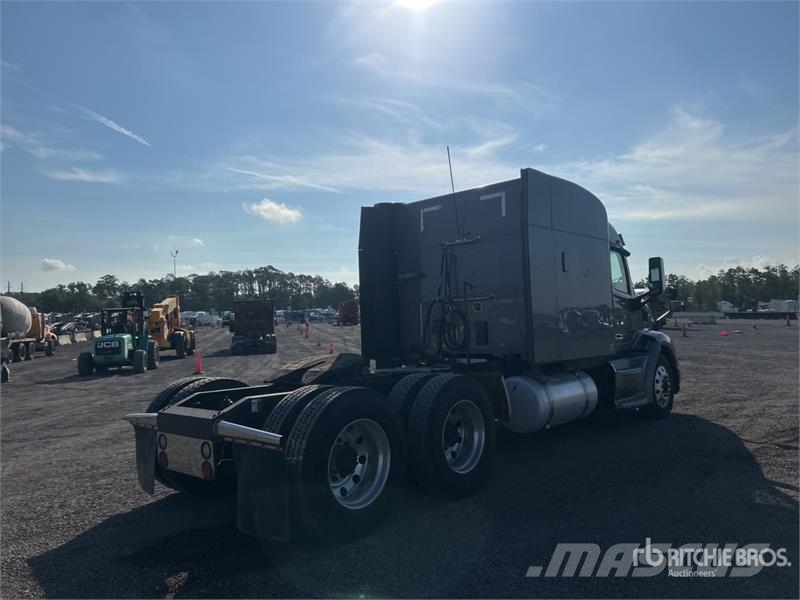 Peterbilt 579 Cavalos mecânicos