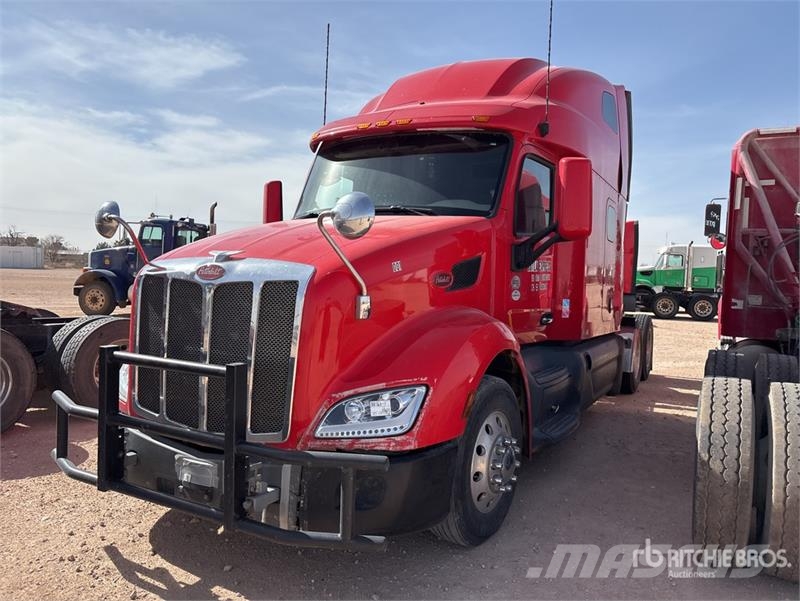 Peterbilt 579 Truck Tractor Units