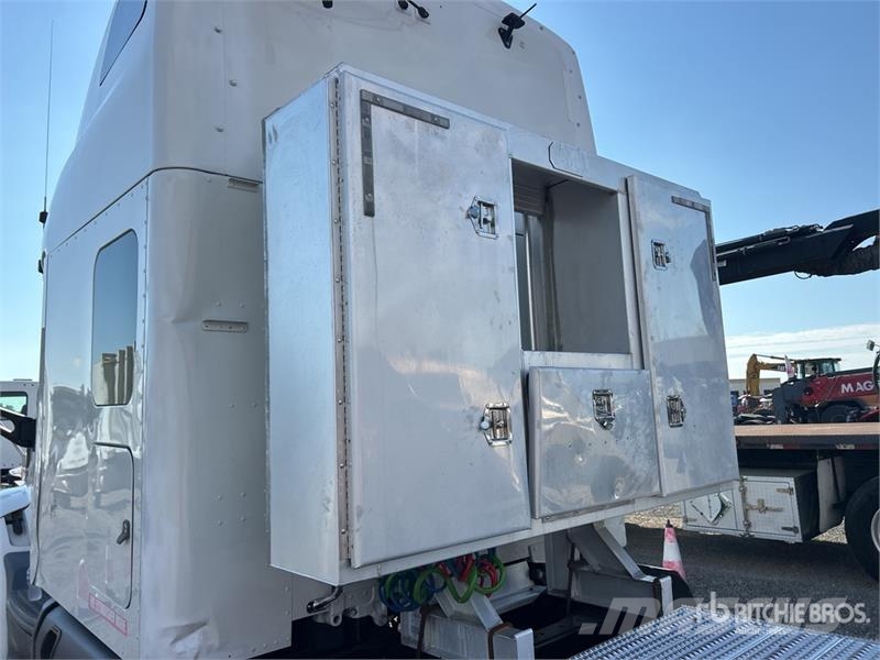 Peterbilt 579 Trekkers