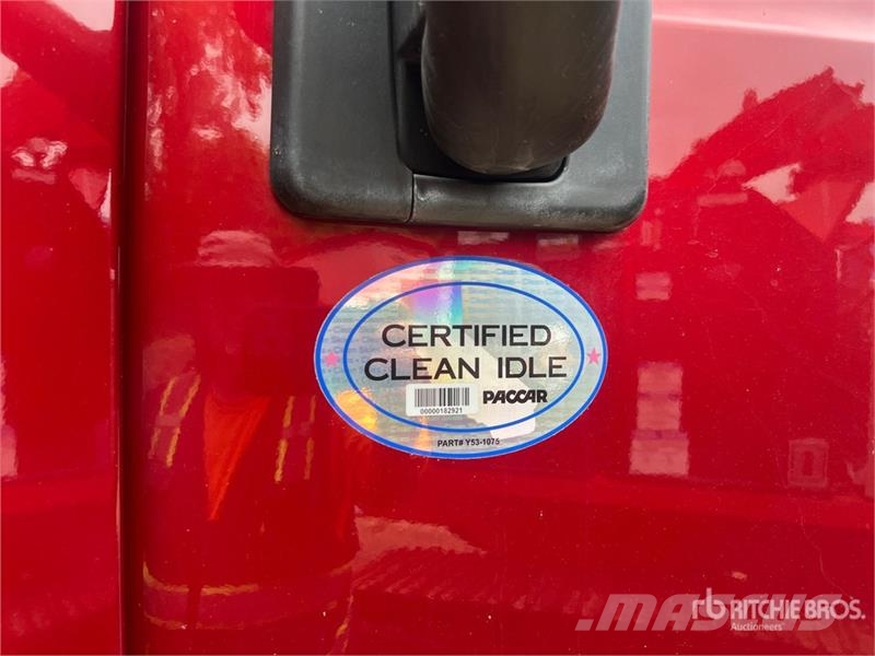 Peterbilt 579 中古トラクターヘッド | トレーラーヘッド