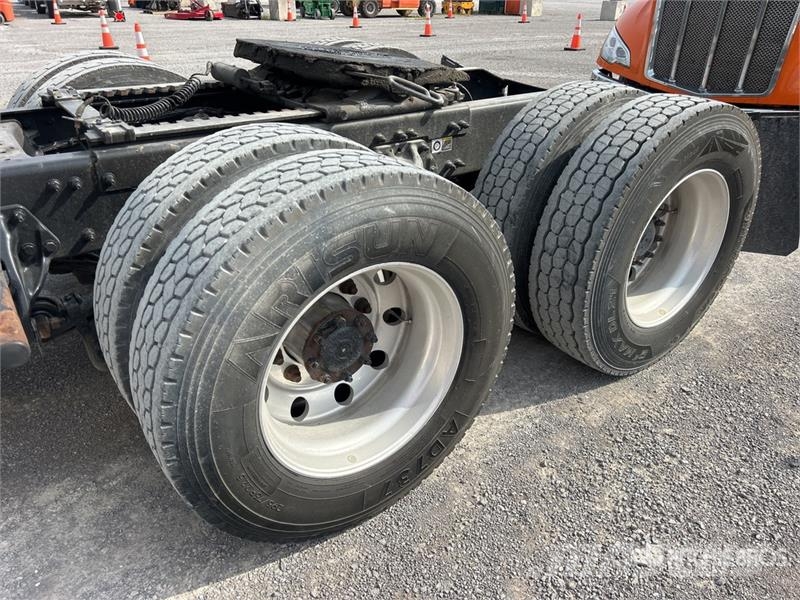 Peterbilt 579 Prime Movers
