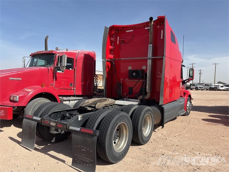 Peterbilt 579 Truck Tractor Units