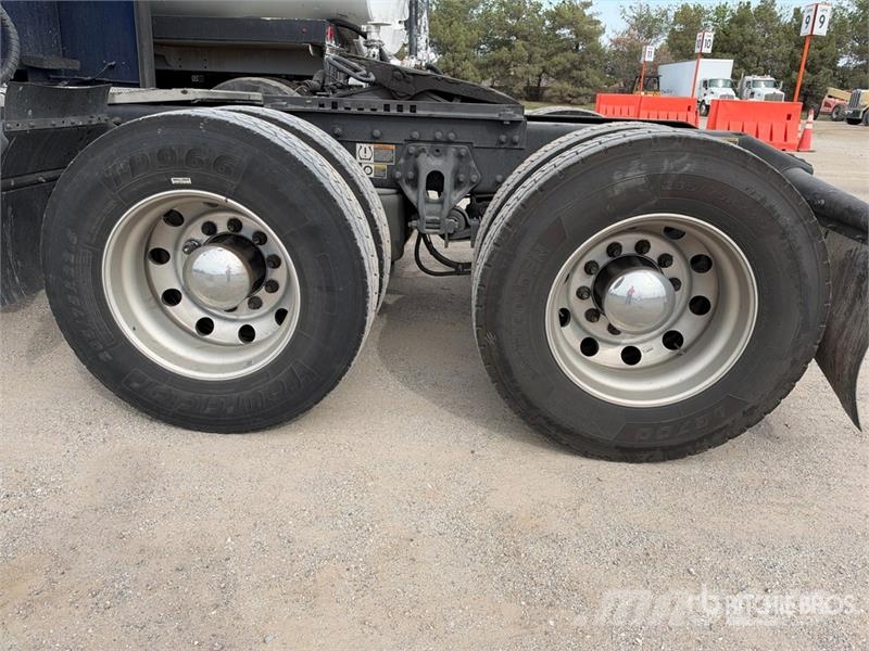 Peterbilt 579 Cavalos mecânicos