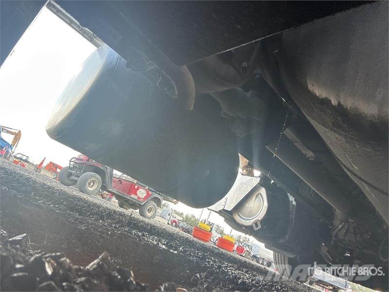 Peterbilt 579 Prime Movers