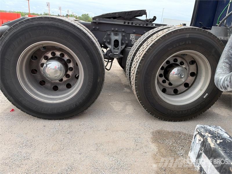 Peterbilt 579 Cavalos mecânicos