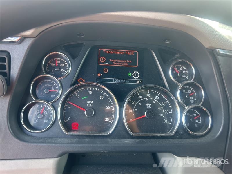 Peterbilt 579 Prime Movers