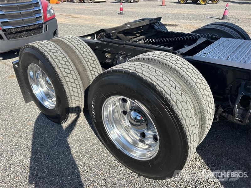 Peterbilt 579 Trekkers