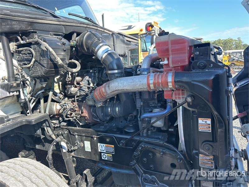 Peterbilt 579 Trekkers