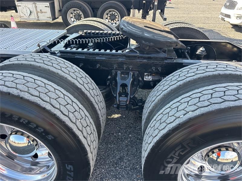 Peterbilt 579 Trekkers