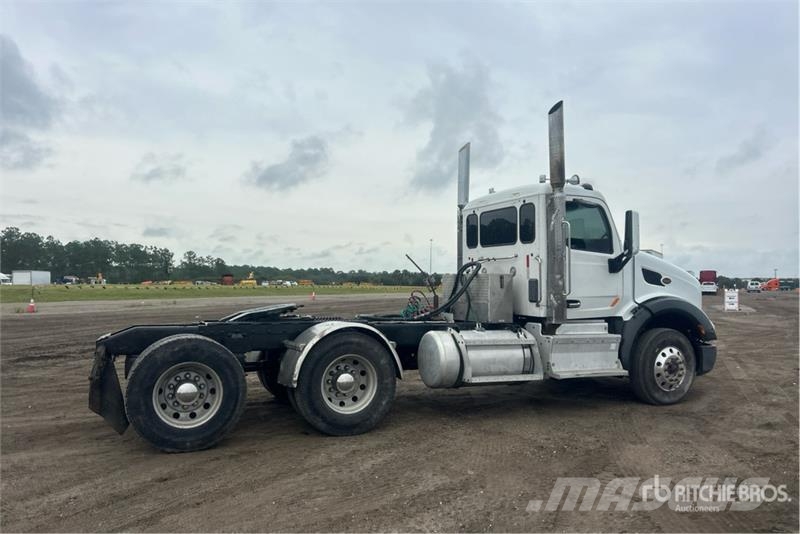 Peterbilt 579 Vlačilci