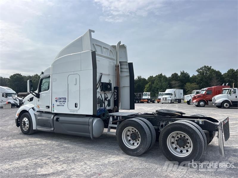 Peterbilt 579 Prime Movers