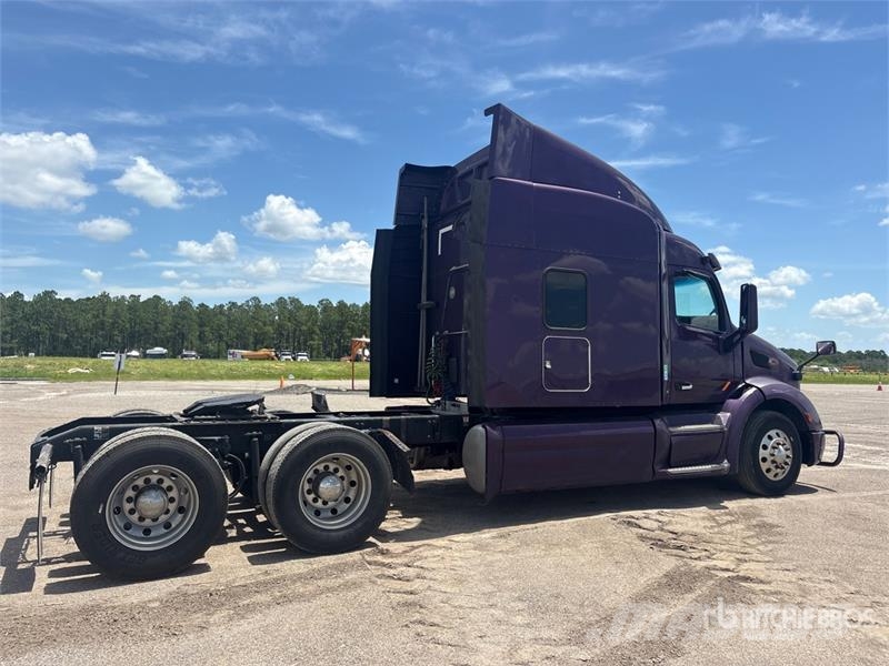 Peterbilt 579 Тягачі