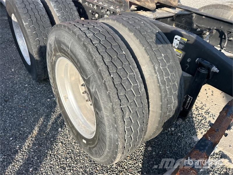 Peterbilt 579 وحدات الجر