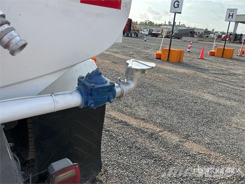 Peterbilt 579 Water tankers