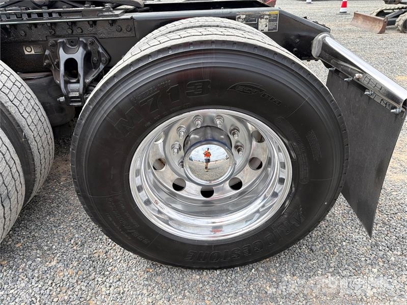 Peterbilt 579 Autotractoare