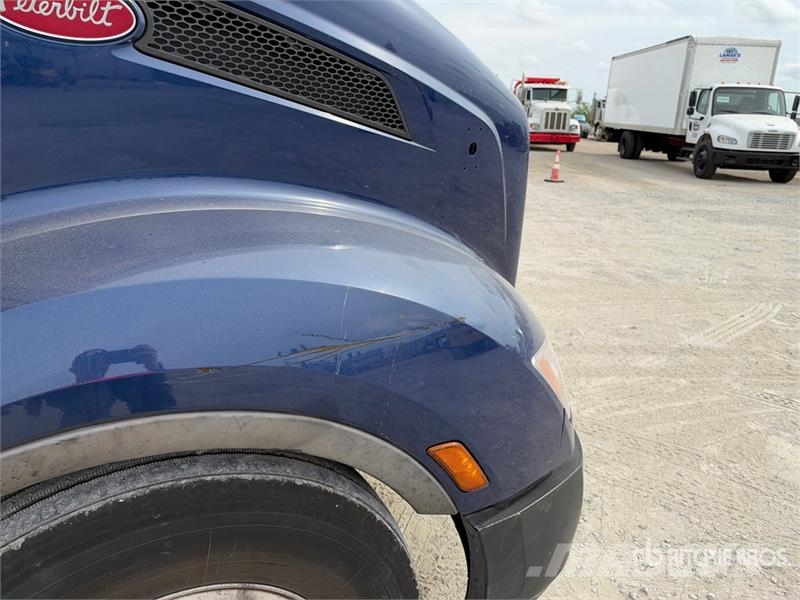 Peterbilt 579 Cavalos mecânicos