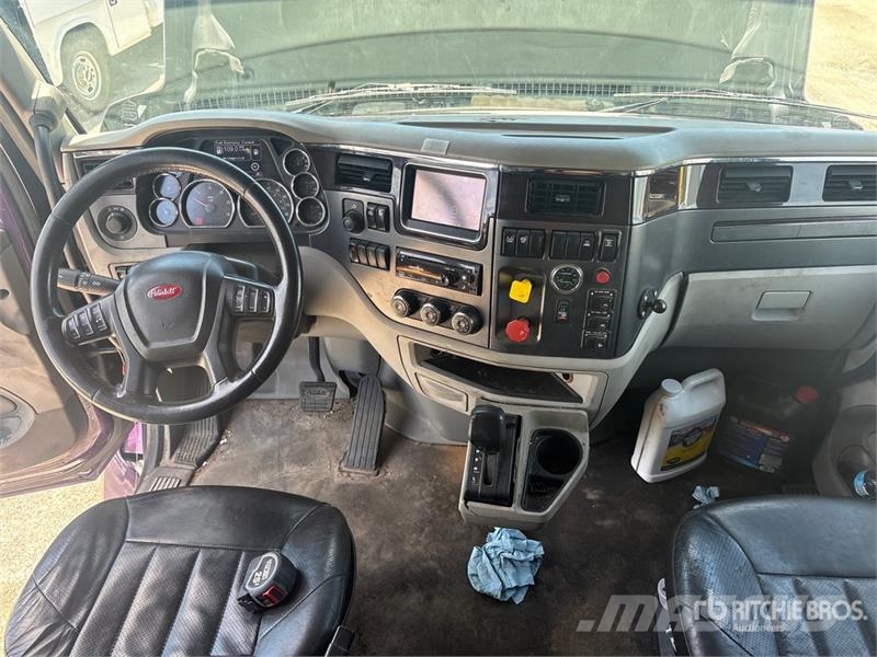 Peterbilt 579 Тягачі