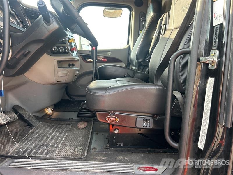 Peterbilt 579 中古トラクターヘッド | トレーラーヘッド