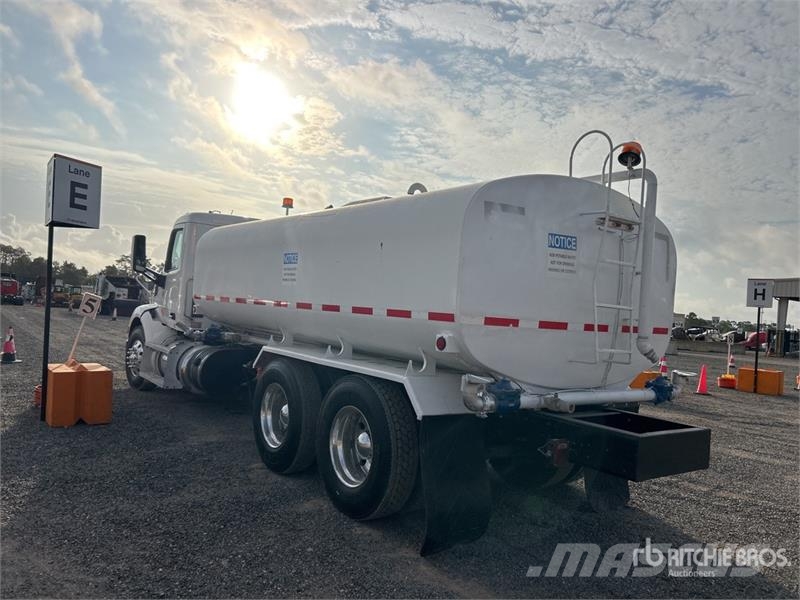 Peterbilt 579 Water tankers