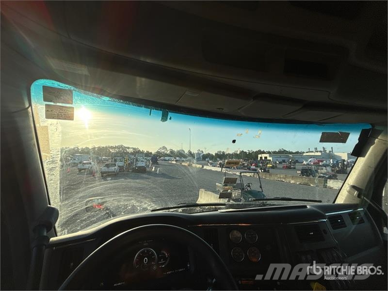 Peterbilt 579 وحدات الجر