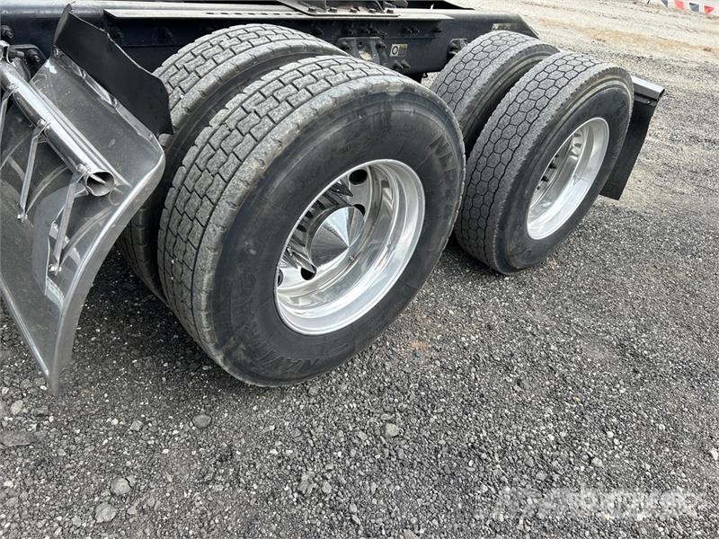 Peterbilt 579 Trekkvogner