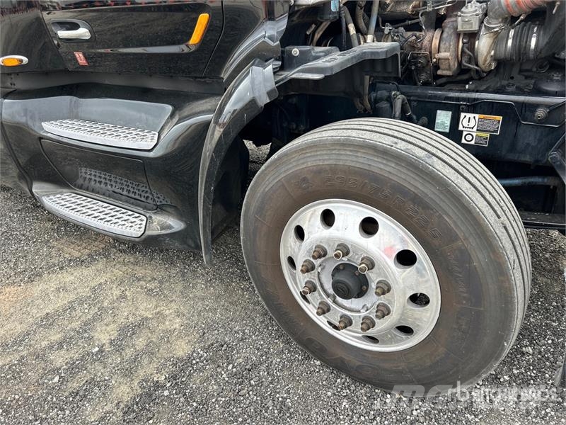 Peterbilt 579 Trekkvogner