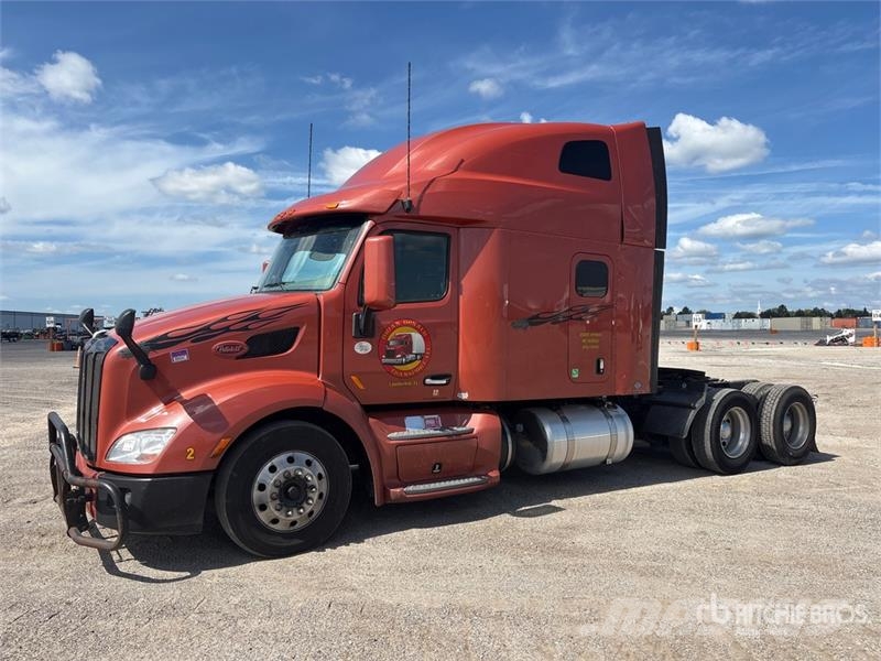Peterbilt 579 Tractor Units