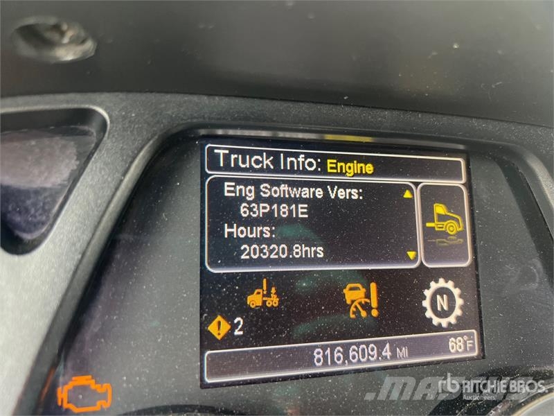 Peterbilt 579 中古トラクターヘッド | トレーラーヘッド