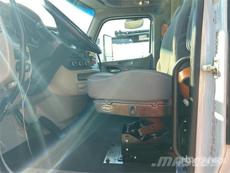 Peterbilt 579 Trekkers