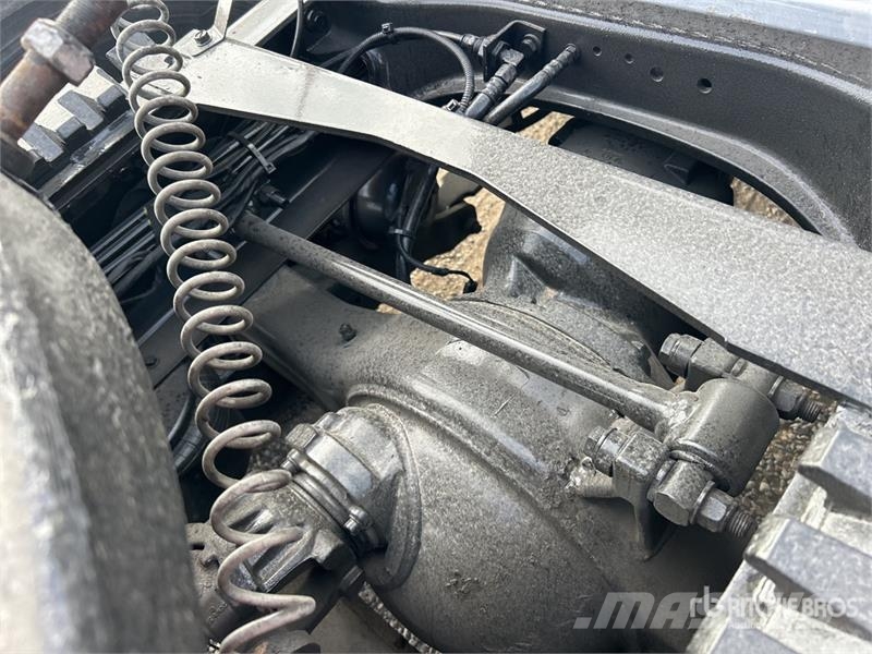 Peterbilt 579 中古トラクターヘッド | トレーラーヘッド