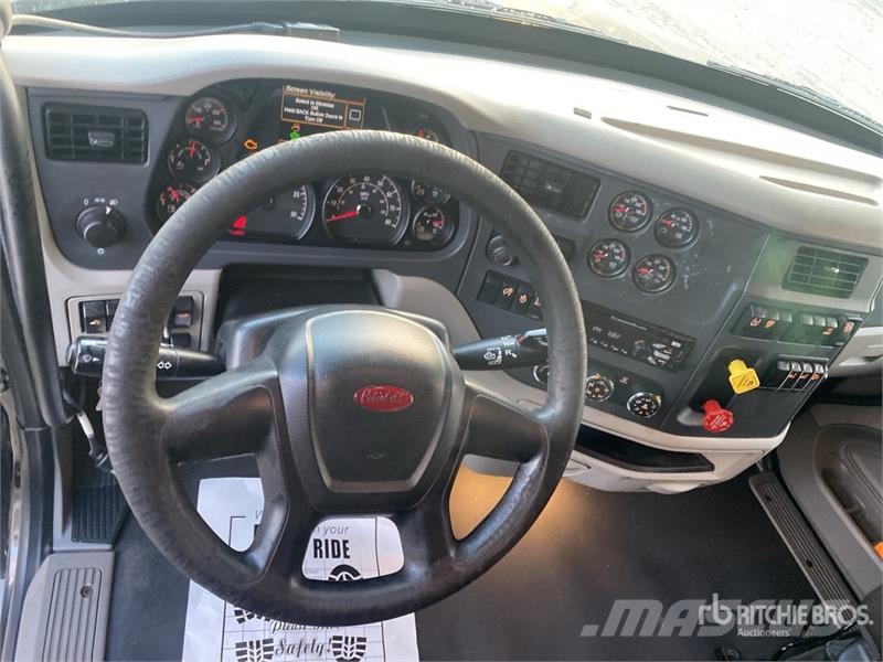 Peterbilt 579 中古トラクターヘッド | トレーラーヘッド