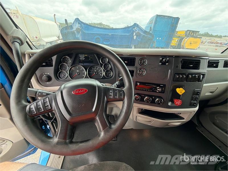 Peterbilt 579 Autotractoare