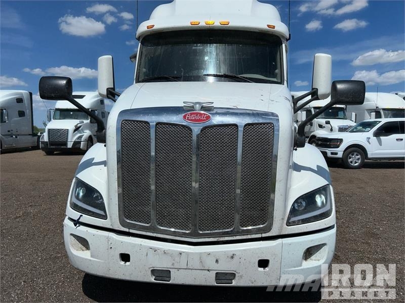 Peterbilt 579 Vetopöytäautot