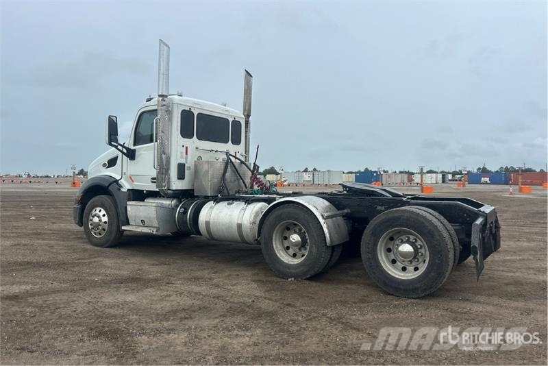 Peterbilt 579 Vlačilci