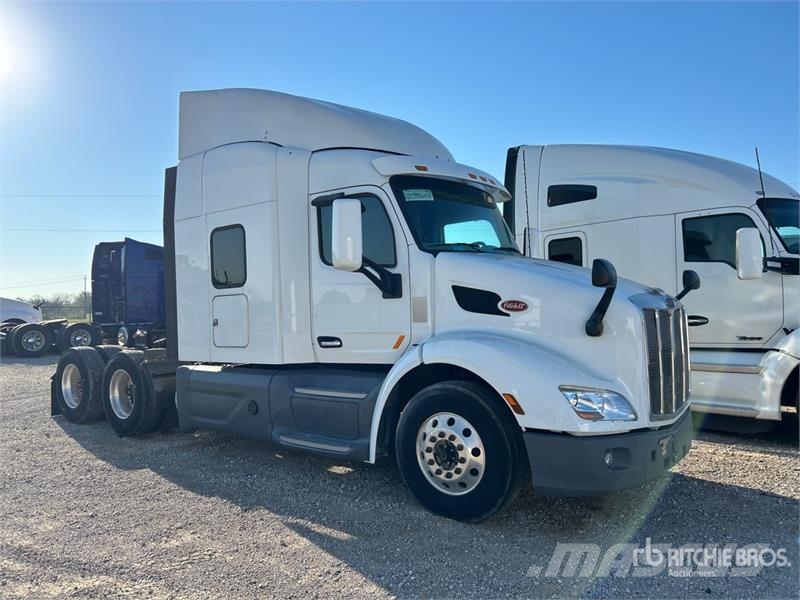 Peterbilt 579 中古トラクターヘッド | トレーラーヘッド