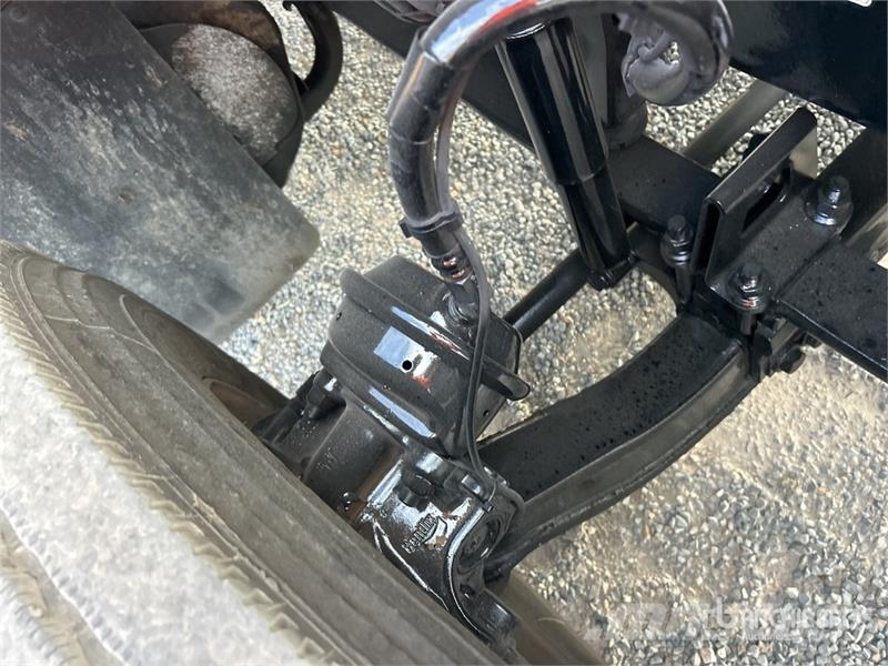 Peterbilt 579 中古トラクターヘッド | トレーラーヘッド